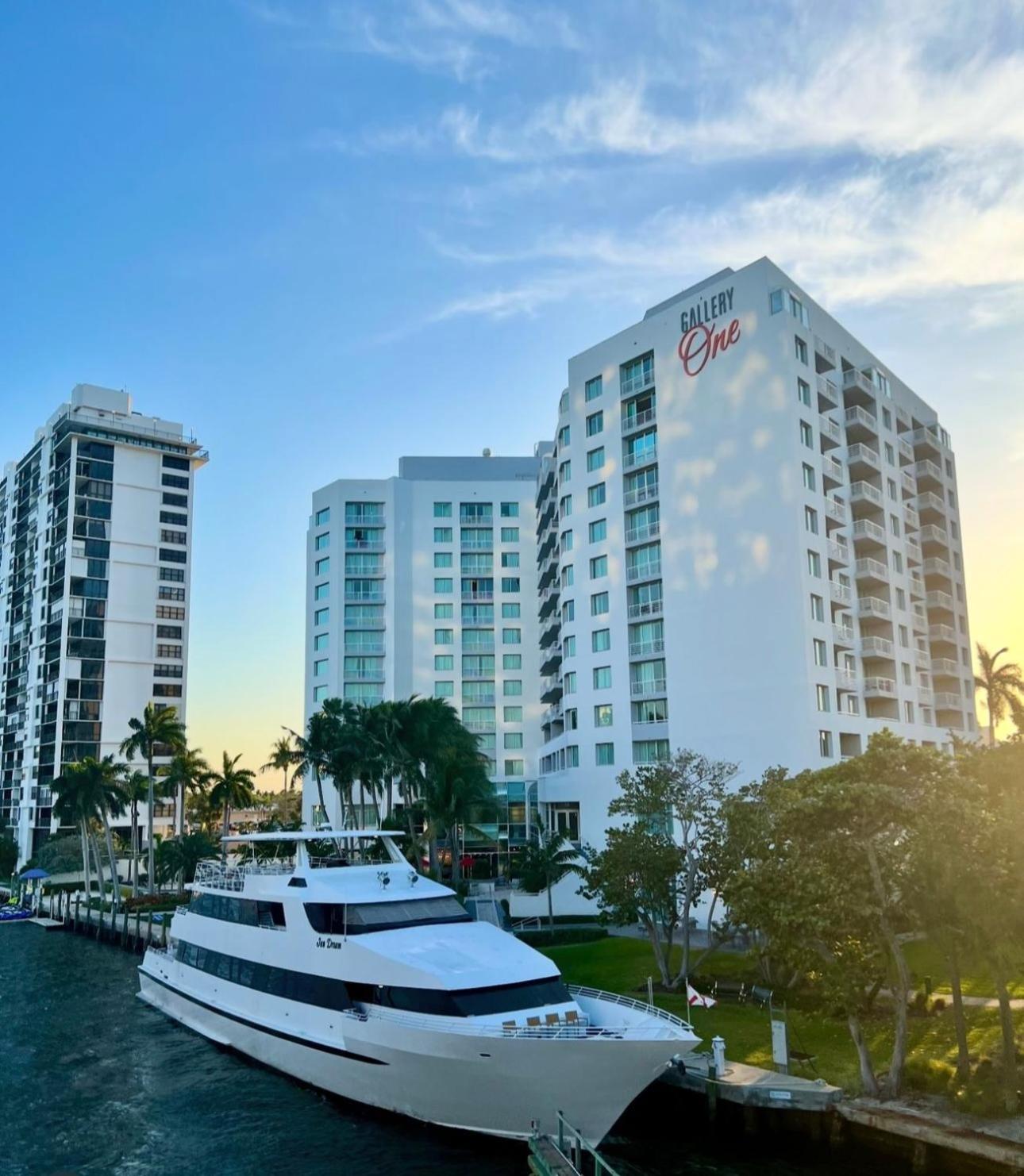 Galleryone Doubletree Hilton Gc Turtle Cove Fort Lauderdale Extérieur photo